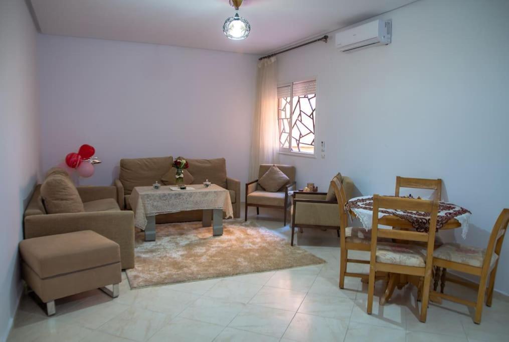 Elegant Appartement Au Coeur De Marrakech Marrakesh Buitenkant foto